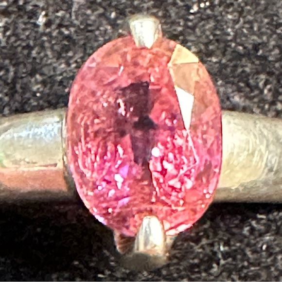 1.96 cts Pink Tourmaline Oval Faceted Sterling Silver Ring EUC - Picture 3 of 16